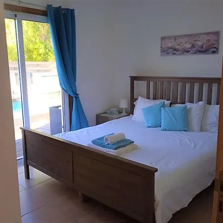 Villa Eleftherias Retreat Szkarínu